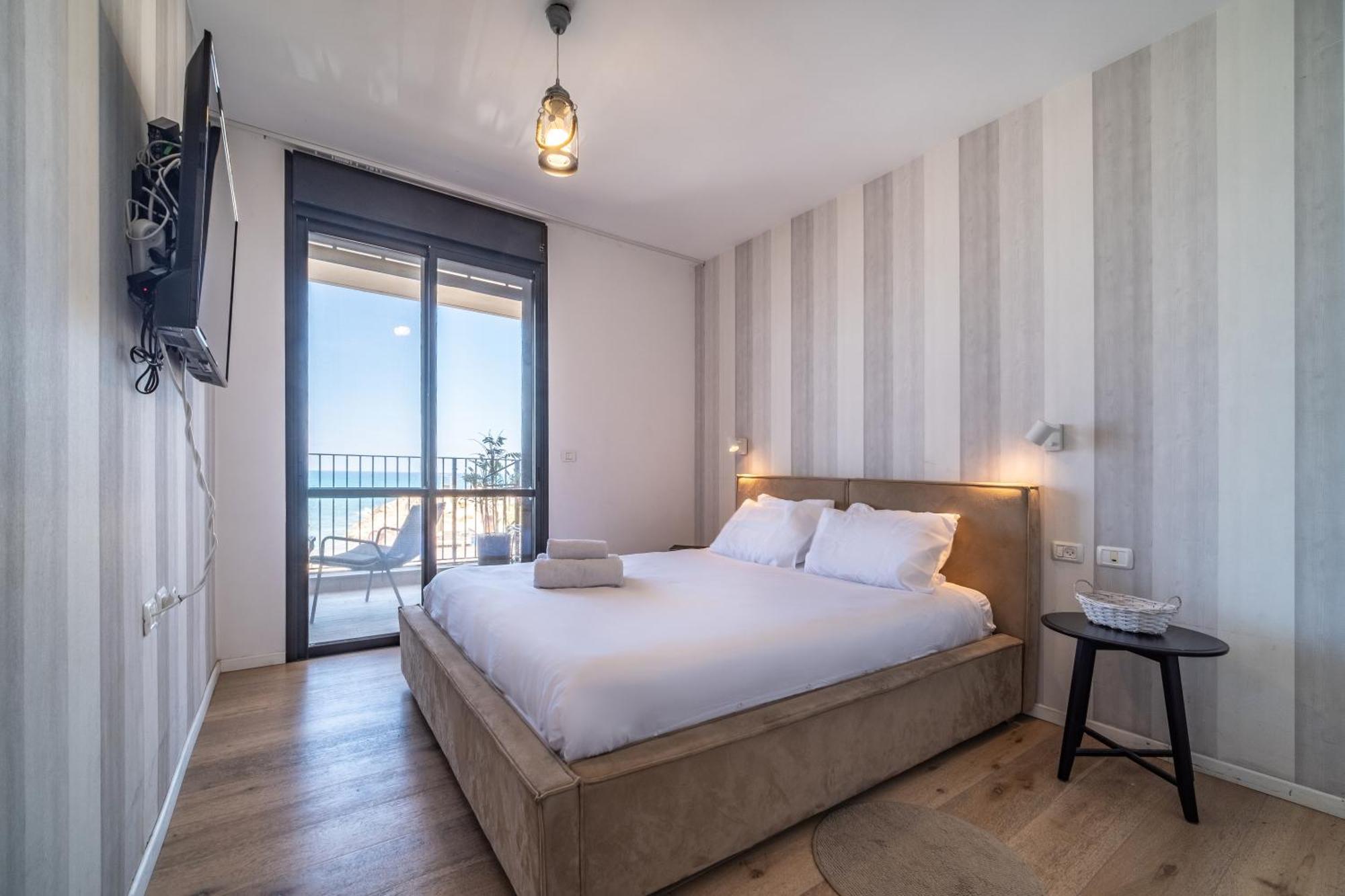 Апартаменты Bat Galim Full Sea View Balcony By Sea N' Rent Хайфа Экстерьер фото